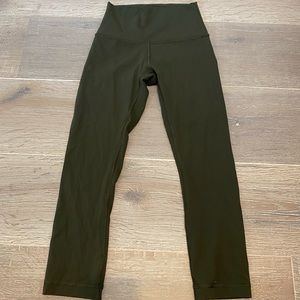 Cropped lululemon leggings